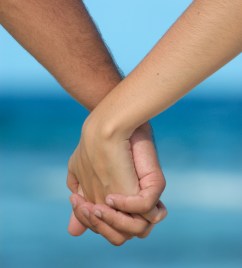 holding_hands1
